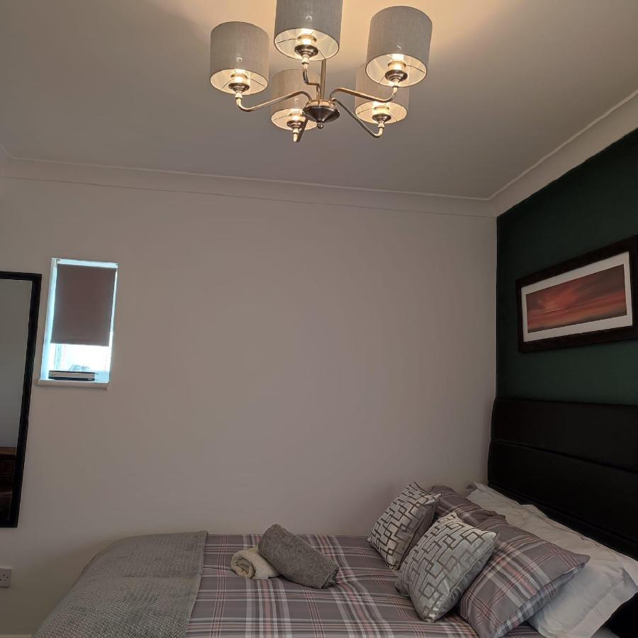 Apple House Wembley Hotell Barnet Exteriör bild