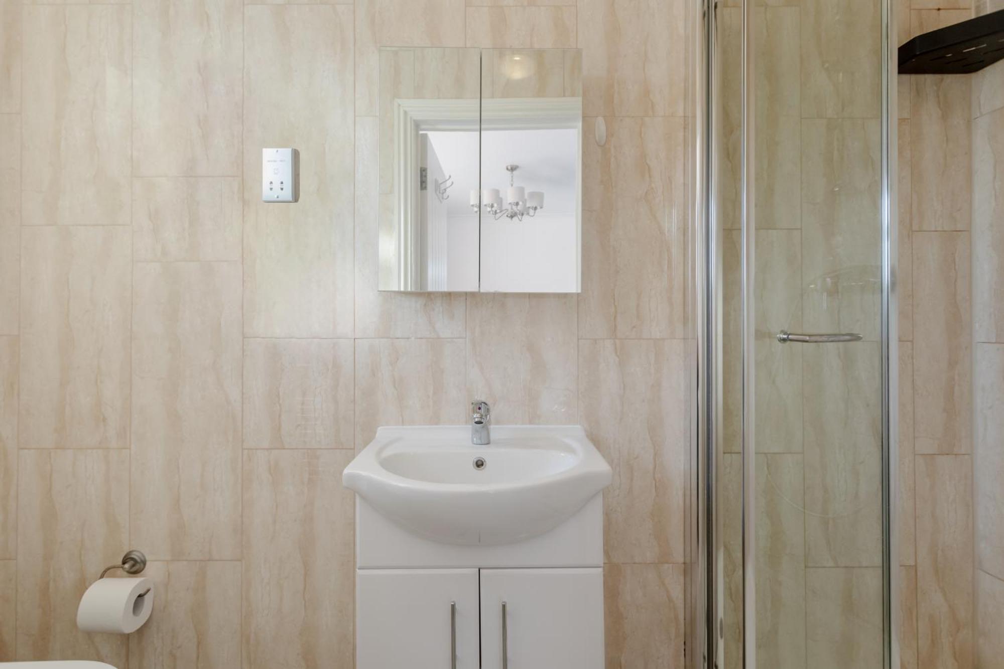 Apple House Wembley Hotell Barnet Exteriör bild
